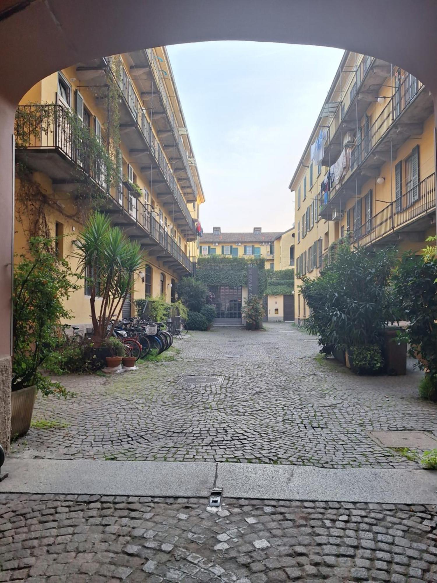 Nuovo Appartamento Milano Navigli Esterno foto